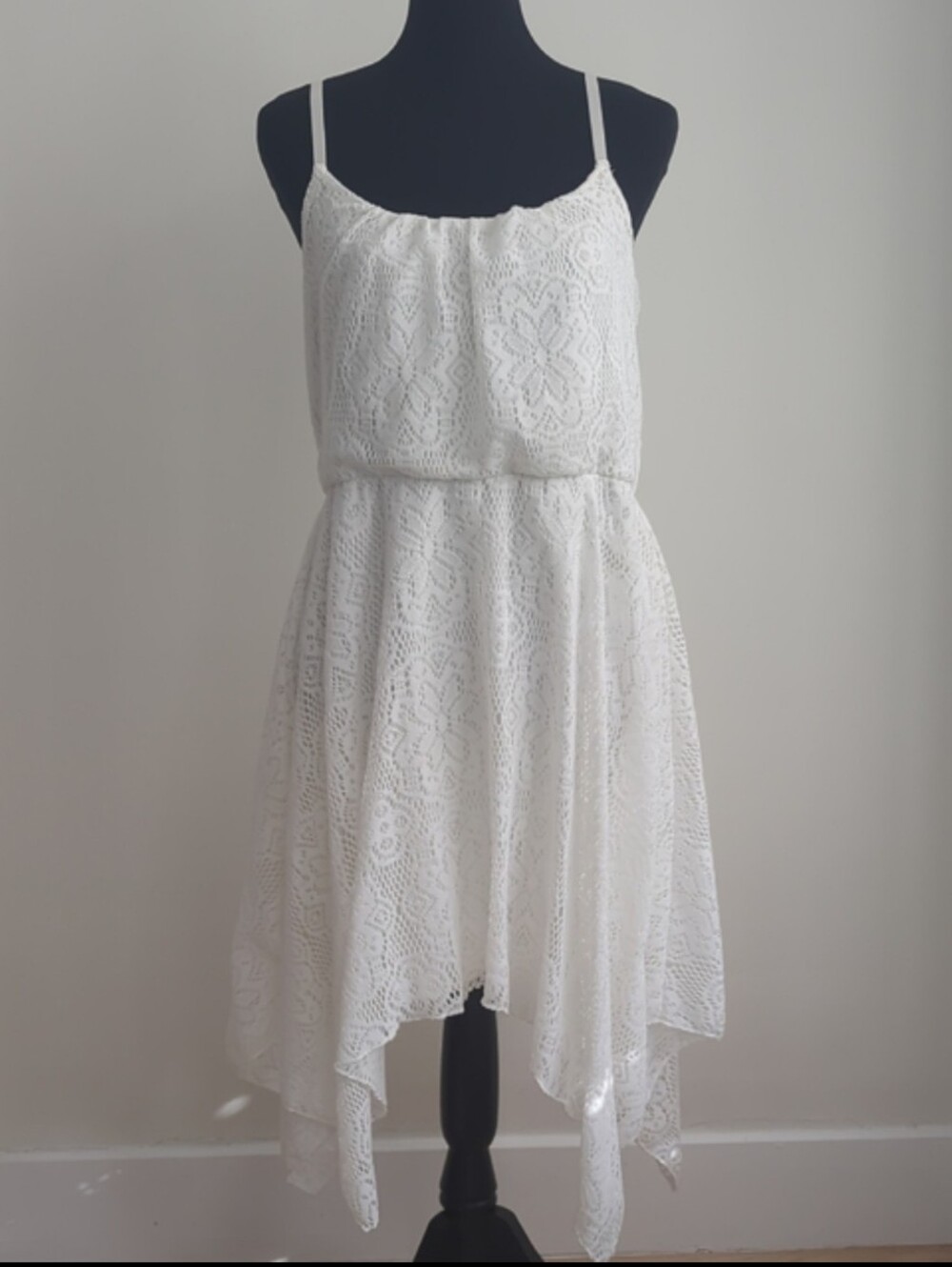 Buttons Brand White Lace Handkerchief Asymmetrical Boho Maxi Sundress MED